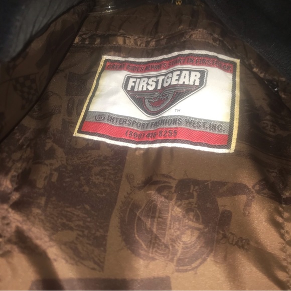 First Gear Woman’s Heavy Duty Motorcycle Jacket. - Picture 4 of 4